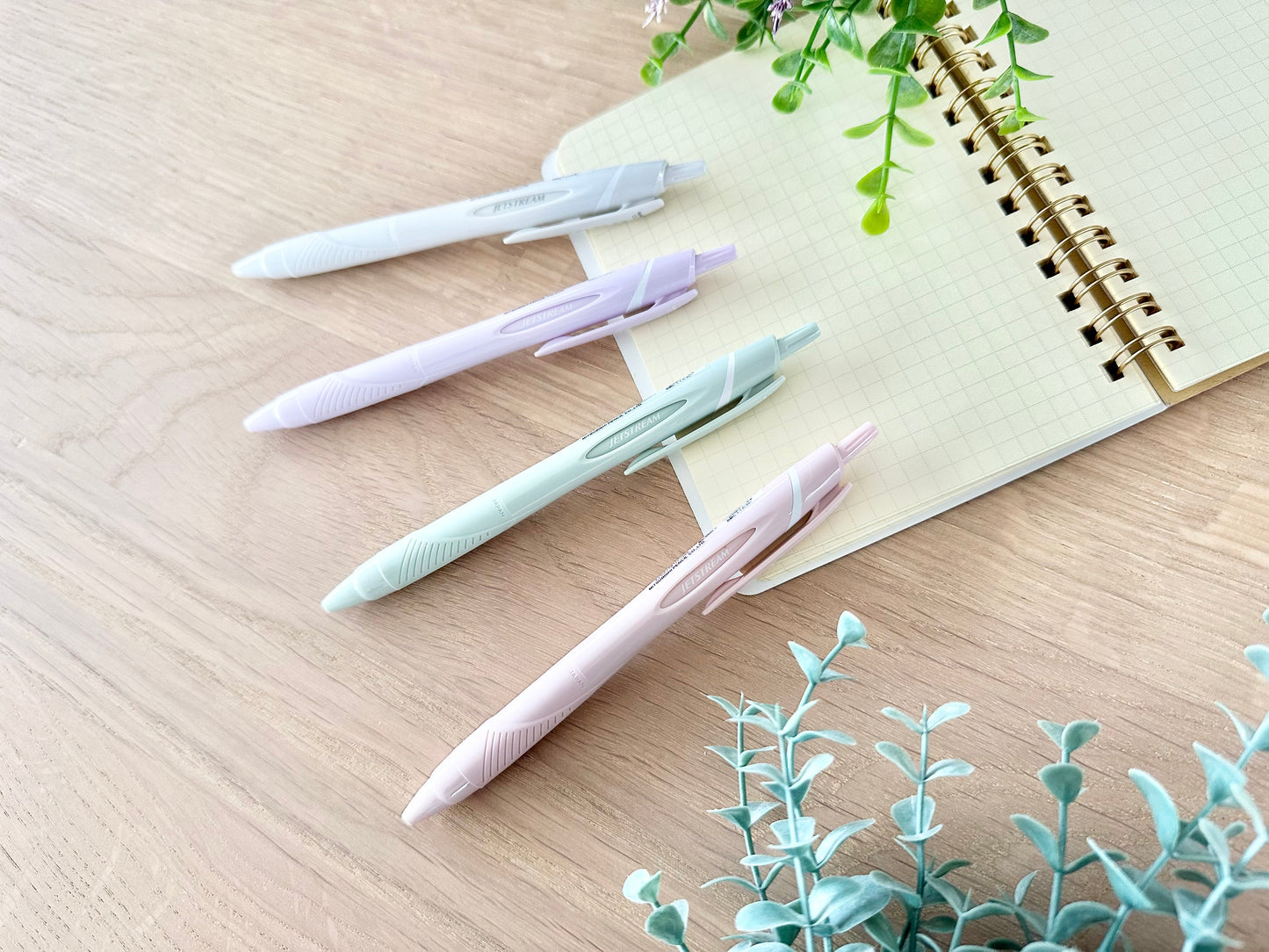 Uni Jetstream Kulepenn 0.7mm