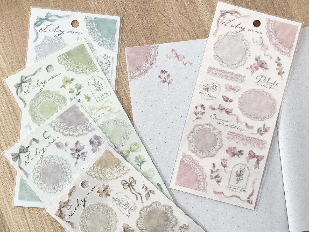 Klistermerker Lily Sticker Natural