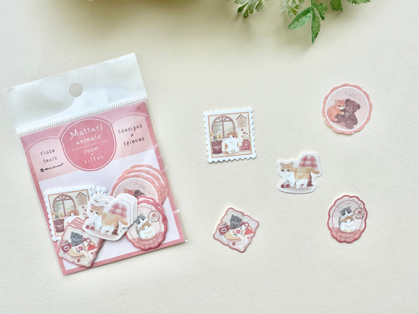 Flake Stickers Mattari Animals Room and Kitten