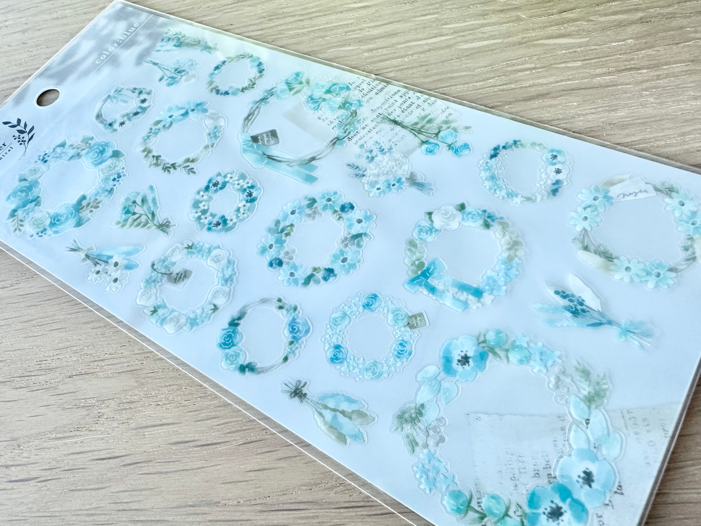 Wreath Sticker Botanical Blue