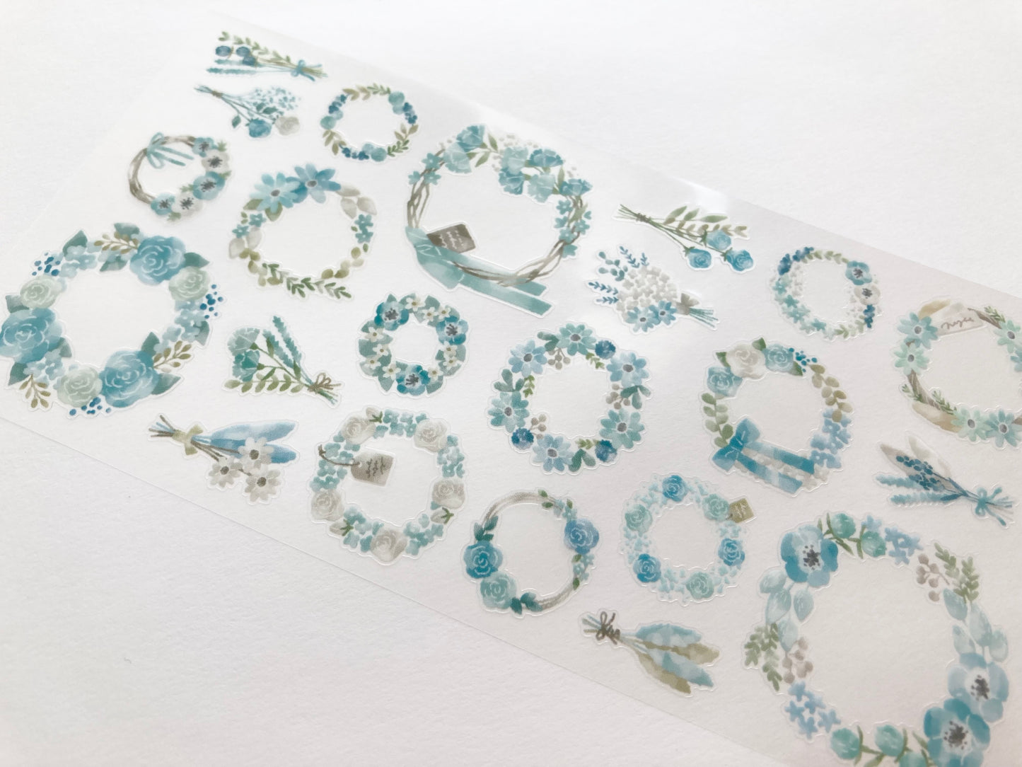 Wreath Sticker Botanical Blue