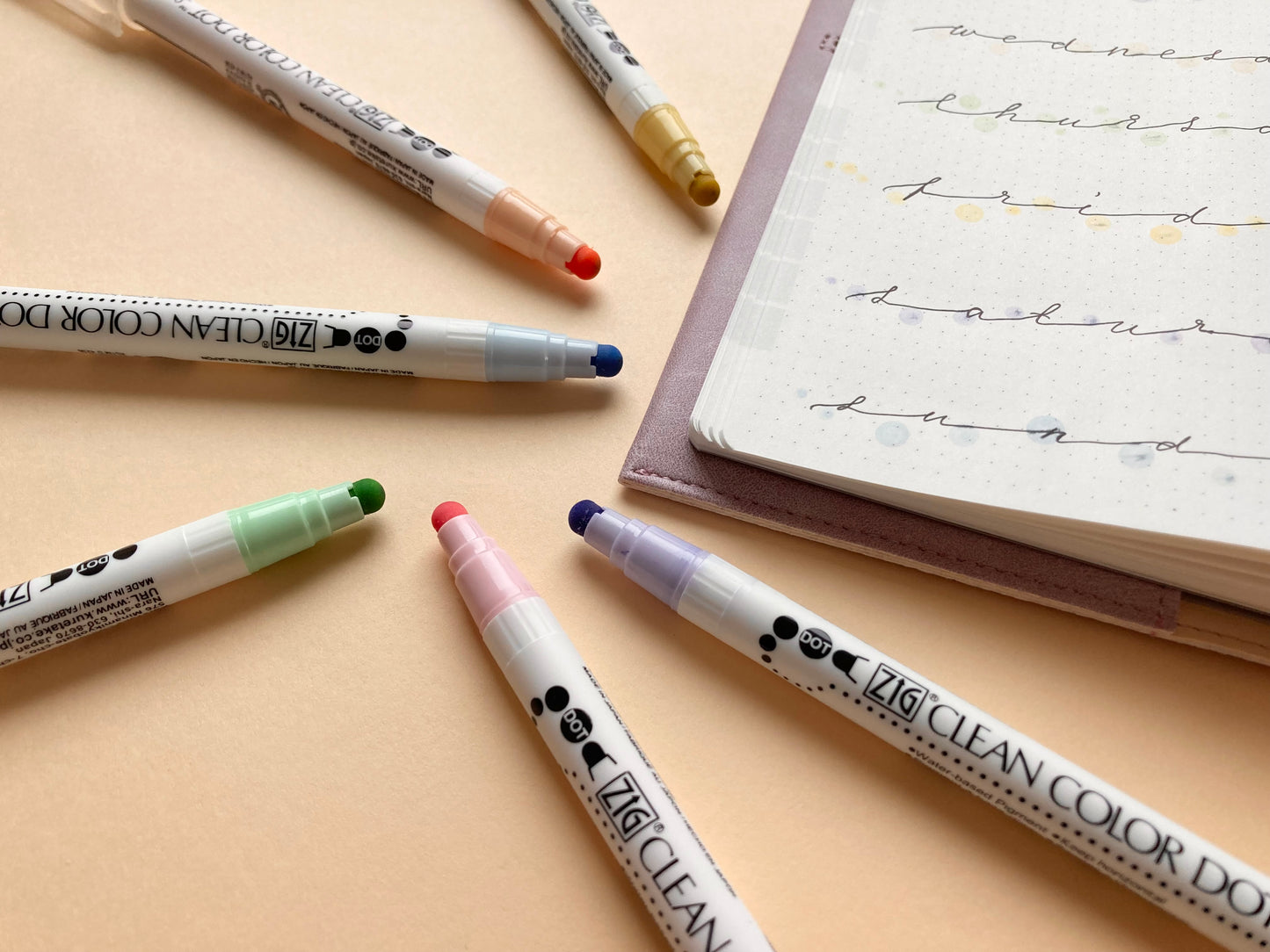 Kuretake ZIG Clean Color Dot Pen Mild Colors 6 set